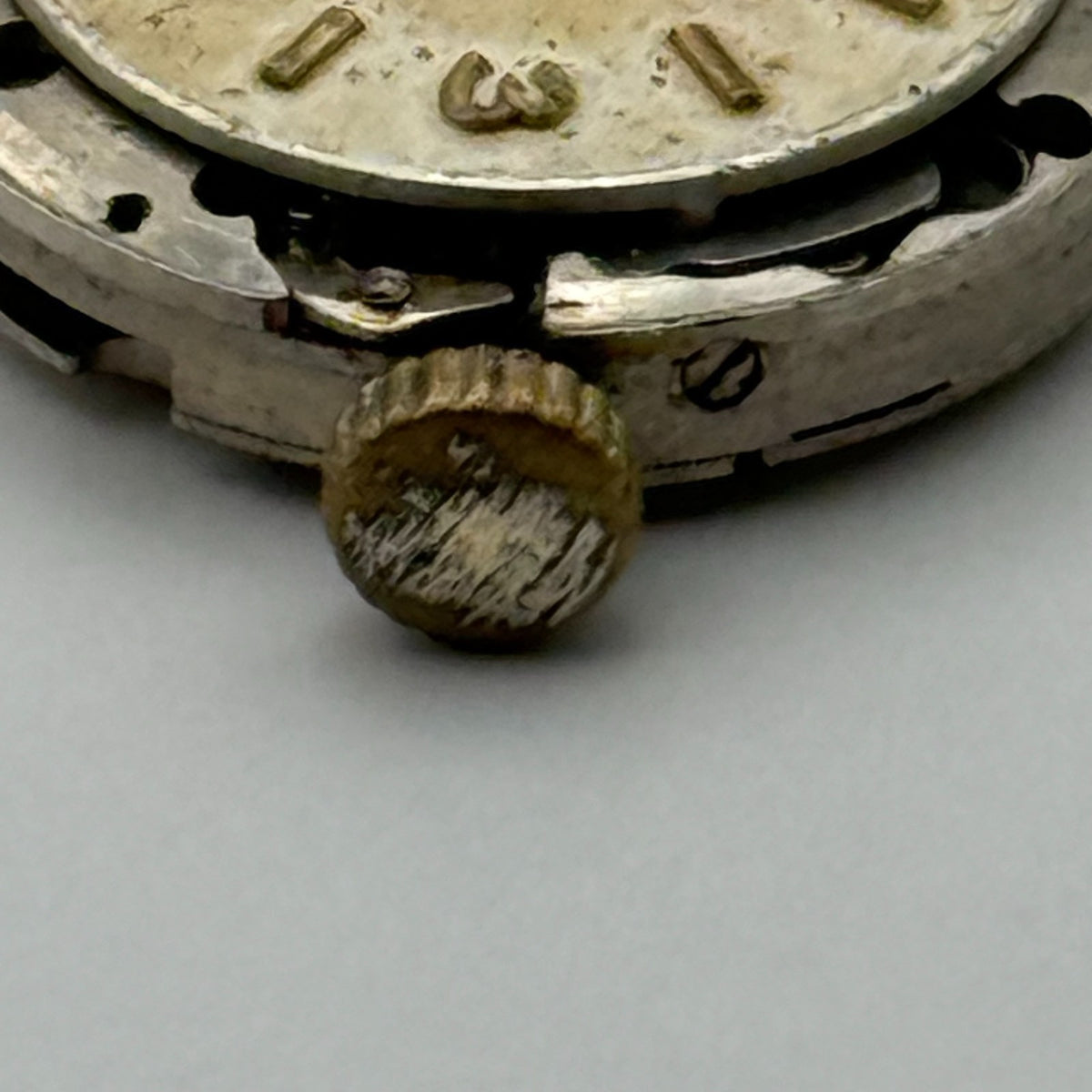 ETA 2410 Watch Movement Running Rotary 21 Jewels Swiss Parts Repair 15.2mm