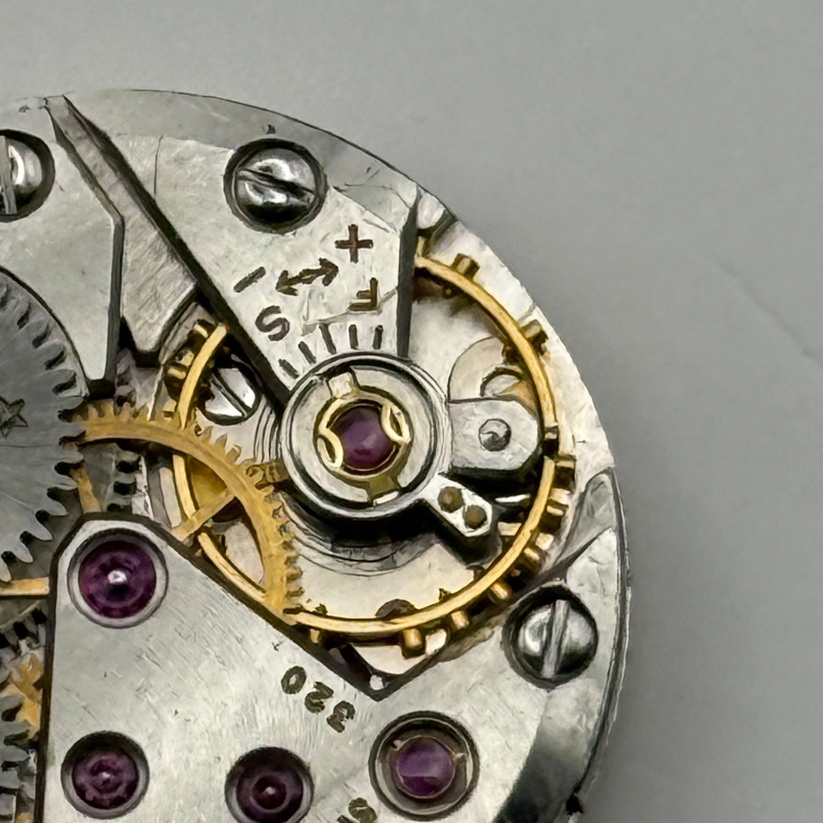 Marvin 320 Watch Movement 17 Jewels 3 ADJS Swiss Manual Wind Parts Repair 19.7mm