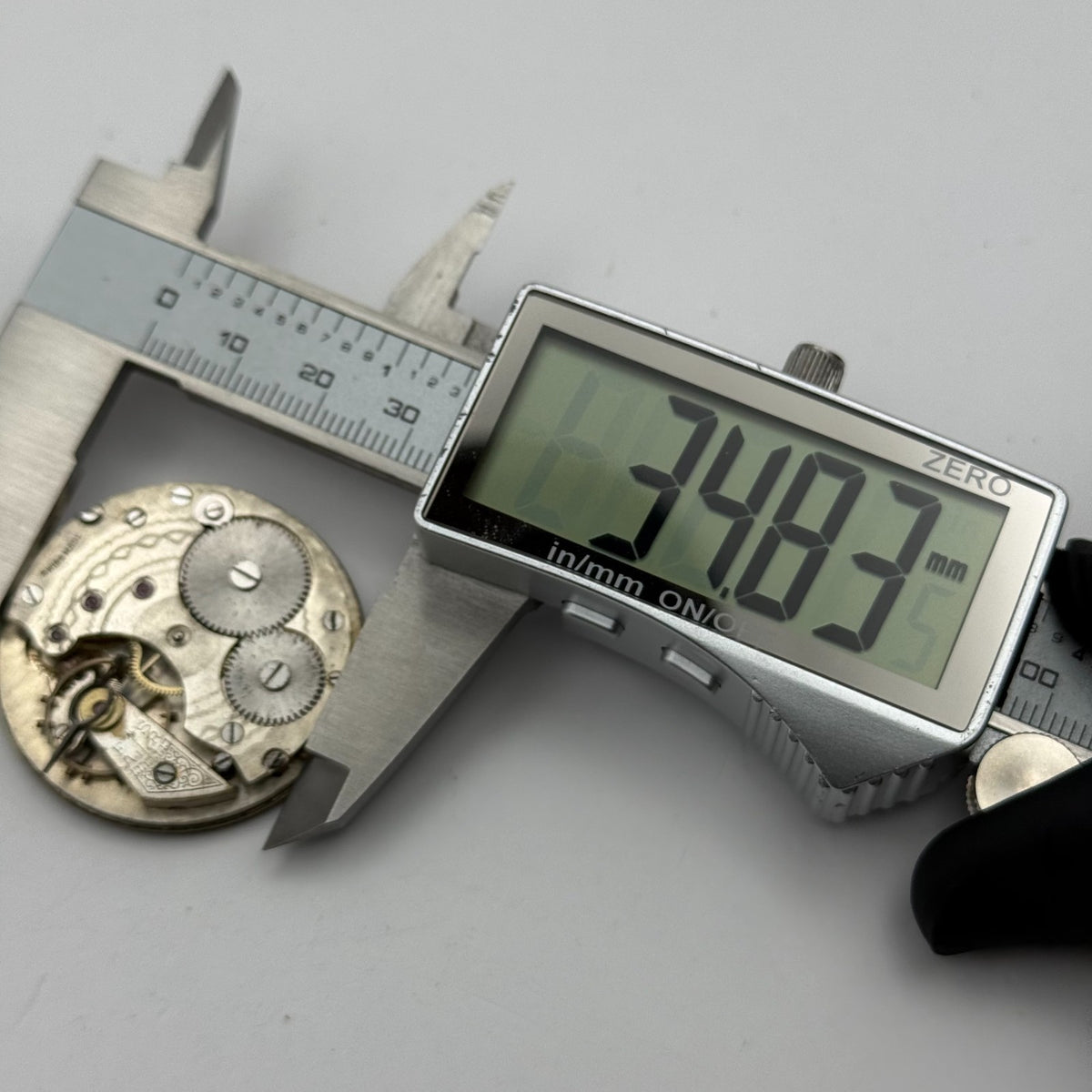 Pocket Watch Movement Open Face Roman Numerals Swiss Sub Seconds Parts 34.8mm