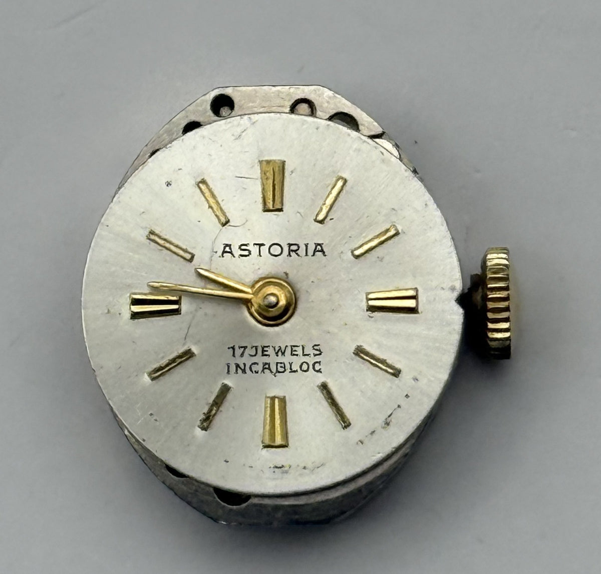 PUW 1075 Watch Movement Running Astoria 17 Jewels Swiss Manual Wind Parts 12.9mm