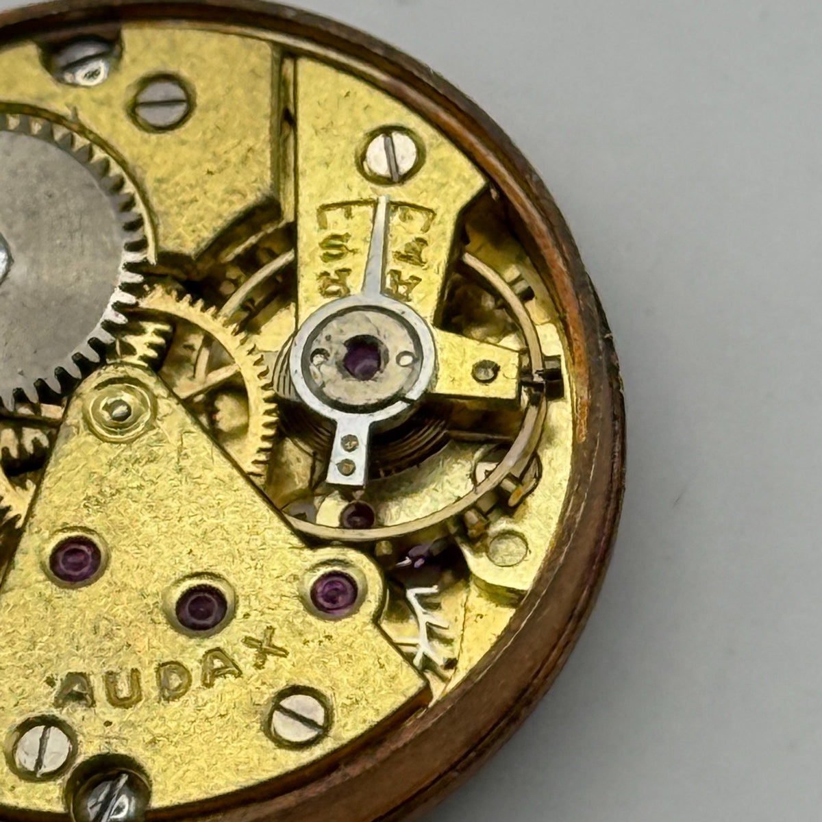 Audaux 180 Watch Movement - Running - For Parts / Repair - 25.6mm