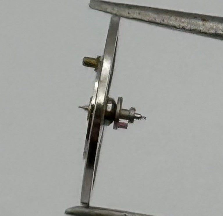 RL Rax 1013 1237 Balance Wheel Complete And Spring 1679 Watch Movement Parts NOS