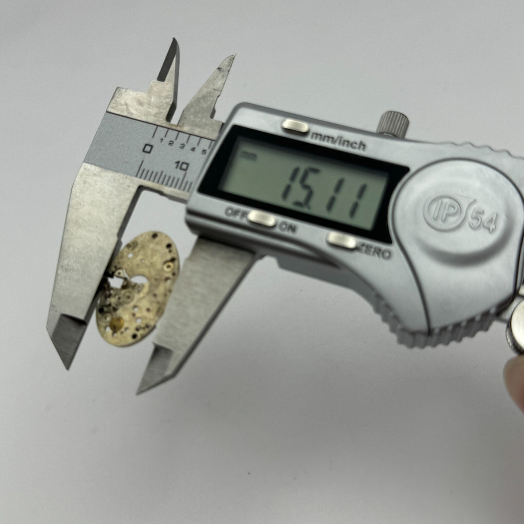 AS 500 Watch Movement A. Schild 500 Incomplete Swiss Parts Repair 15.1mm