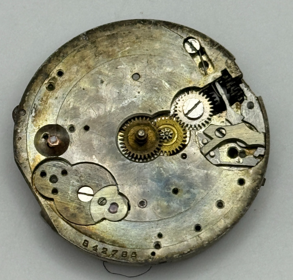 Unidentified Leaf Mark Watch Movement - Men's - For Parts / Repair - 28mm