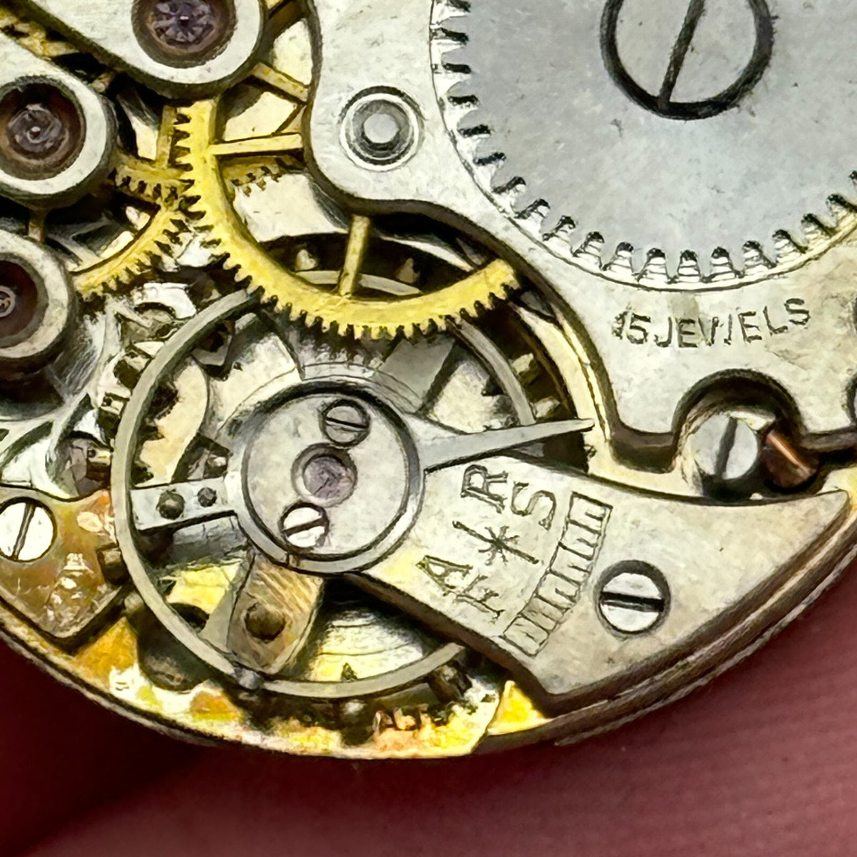 Buren C 15 Watch Movement Jewels Balance Intact Manual Wind  Swiss Parts 23.6mm
