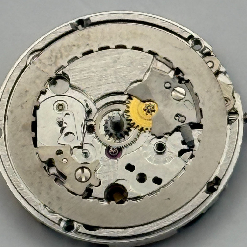 ETA 956.031 Watch Movement Quartz Eterna Swiss 7 Jewels Parts Untested 17.4mm