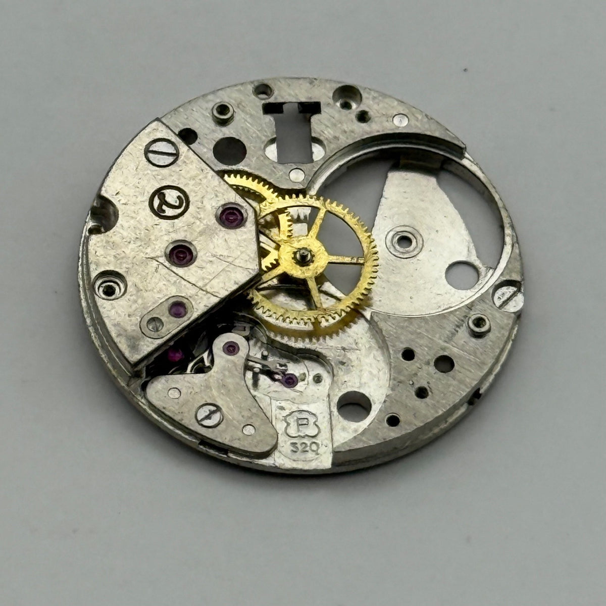Peseux P 320 Watch Movement - For Parts / Repair - 23.6mm