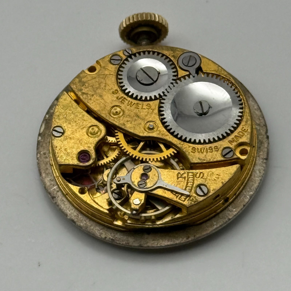 Unidentified Watch Movement Running 9 Jewels Swiss Manual Wind Parts 22.9mm