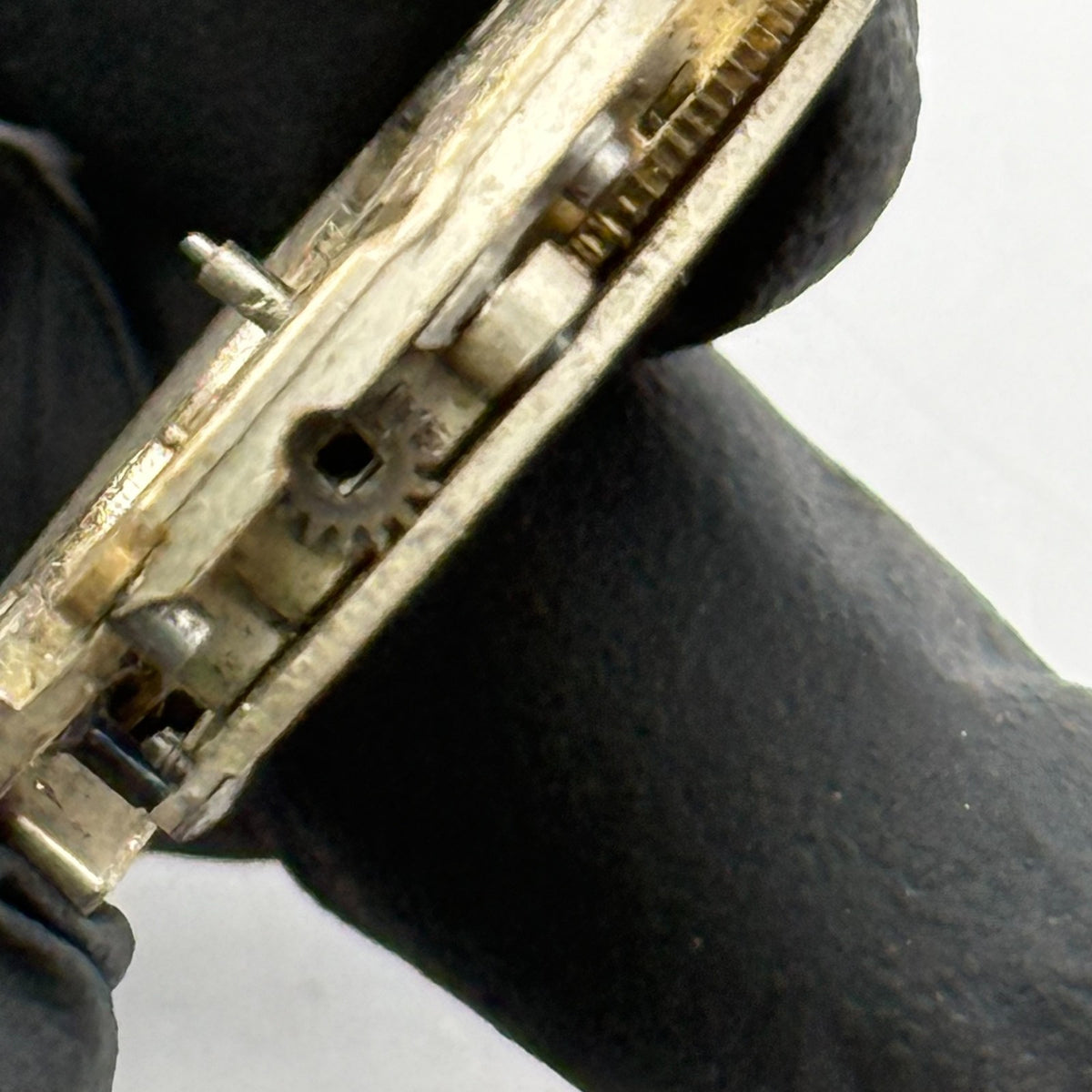 Unidentified Watch Movement Swiss Manual Wind Vintage Parts Repair 28.2mm