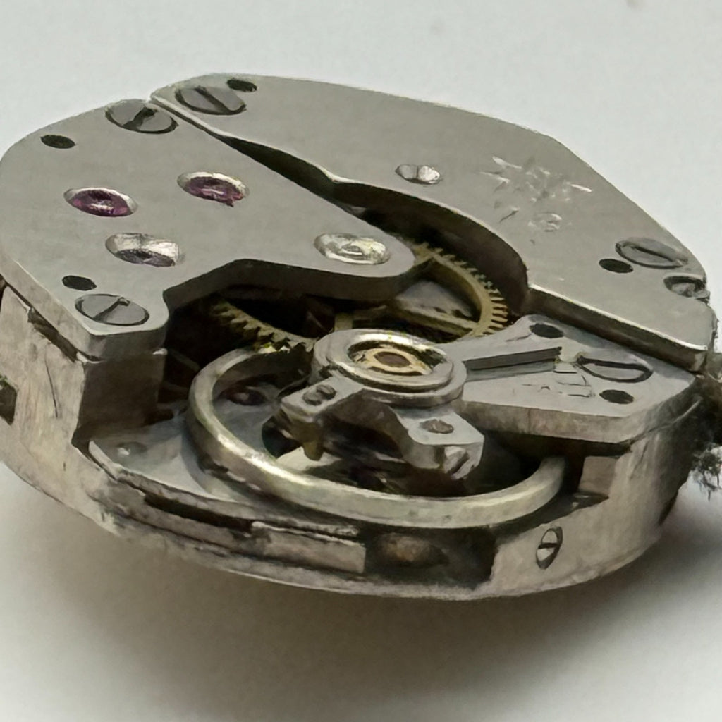 Junghans J73 Watch Movement Running Germany 15 Jewels Manual Wind Parts 15.2mm