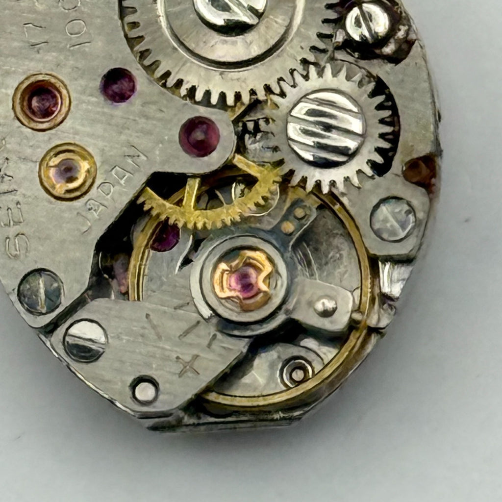 Seiko 10C Watch Movement Diashock Japan 17 Jewels Manual Wind Parts Repair 13mm
