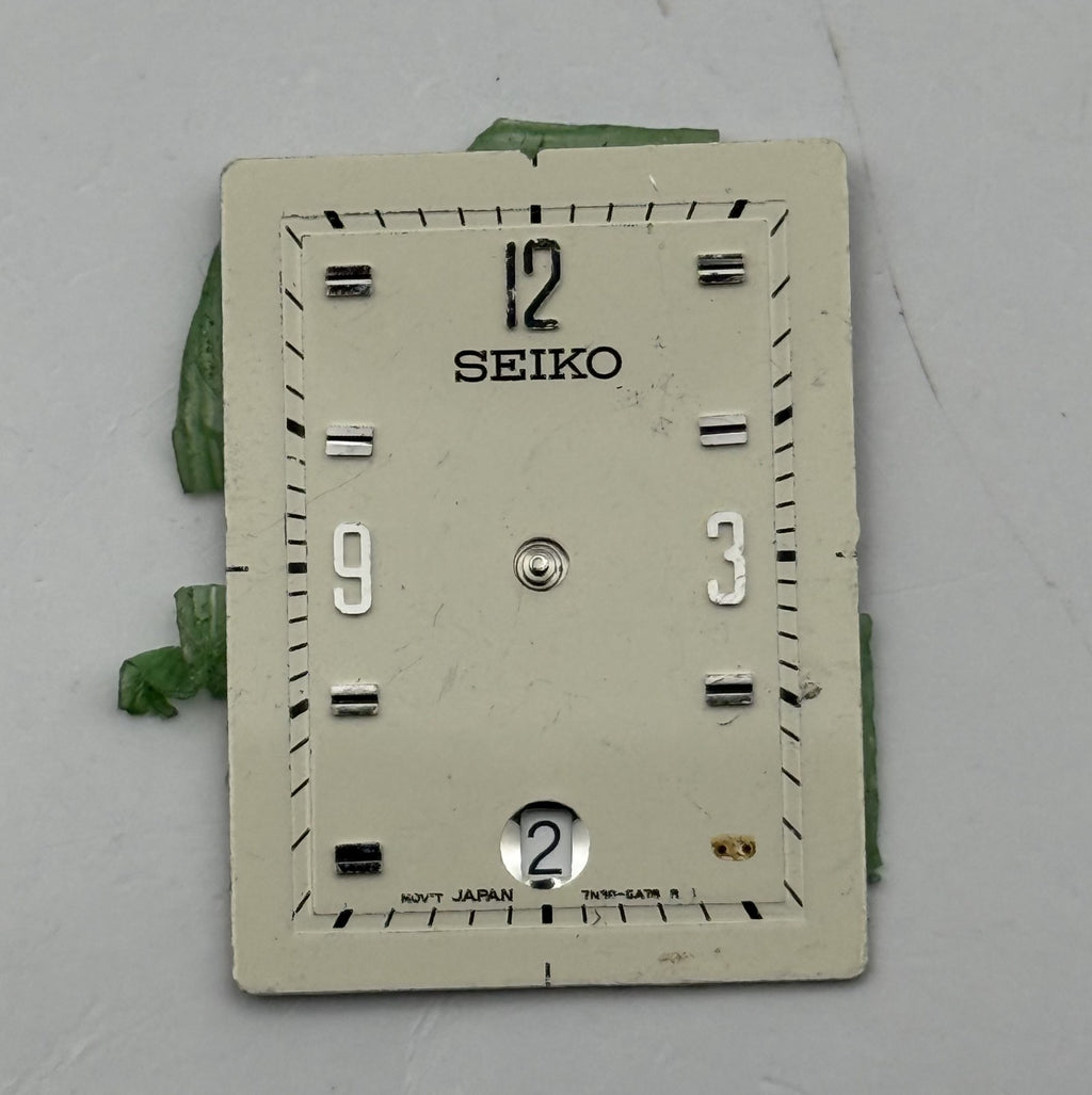 Seiko Watch 7N42-6A78 Dial Rectangular Japan Vintage Spare Parts Repair 20.9mm