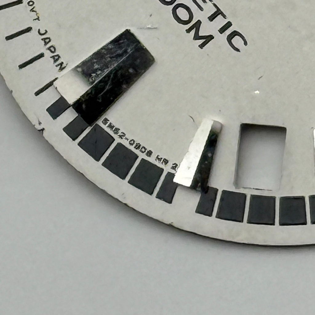 Seiko 5M62-09D8 Watch Dial Kinetic 100M Silver Tone Spare Parts Repair 27.4mm