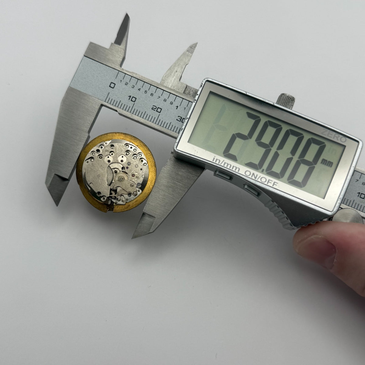 Loda Watch Movement - 15 Jewels Spares - For Parts / Repair - 29mm
