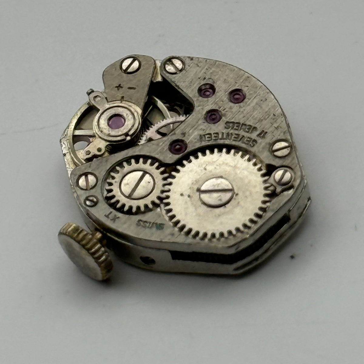 FHF ST 69-21 Watch Movement Ingersoll 17 Jewels Lever Manual Wind Parts 17.7mm