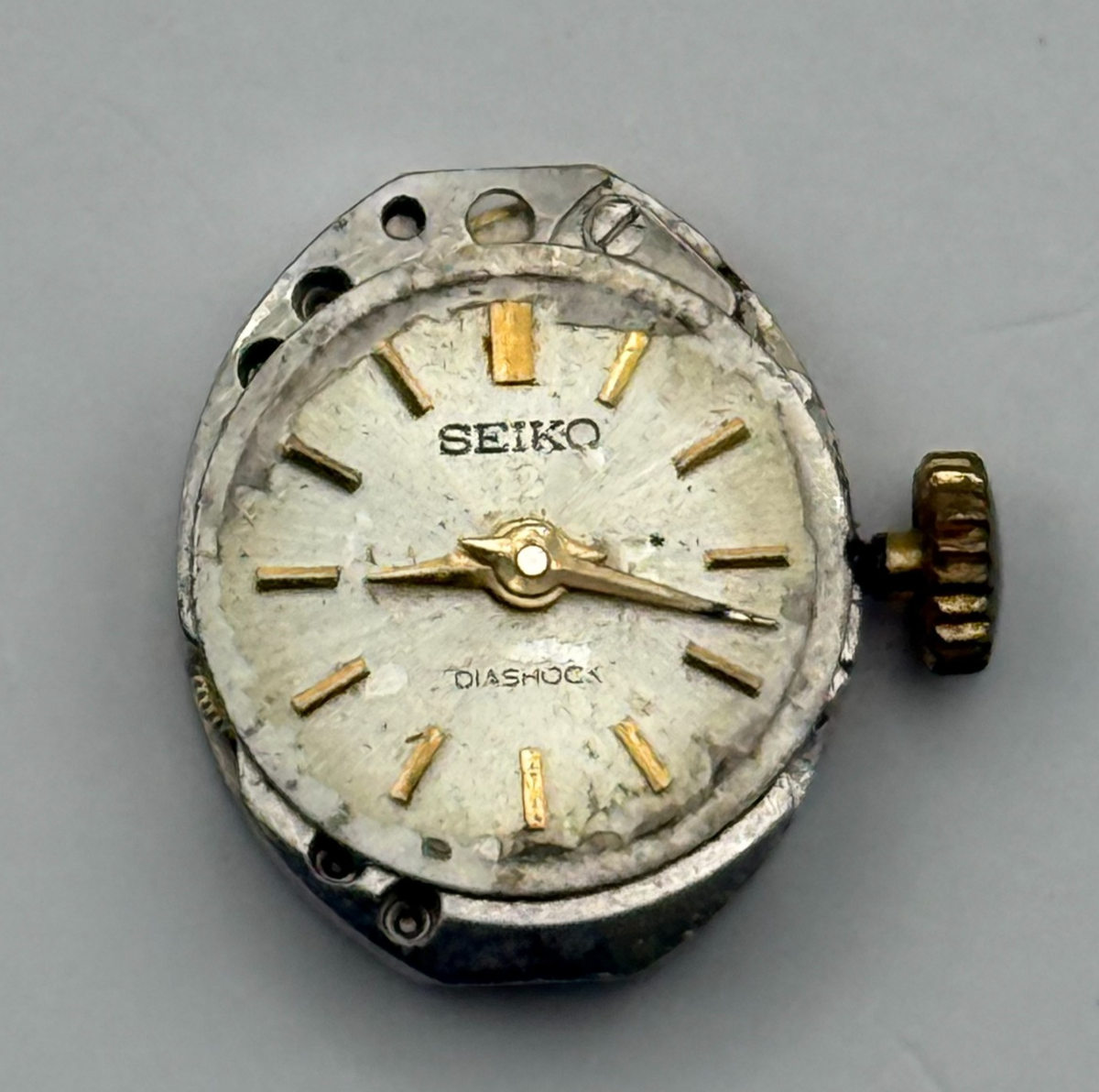 Seiko 10M Watch Movement Diashock 17 Jewels Ladies Vintage Parts Repair 15.7mm