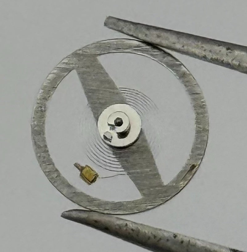 RL 8013 /2 Balance Wheel Complete And Spring 8¾’’’ 5000 Watch Movement Parts NOS