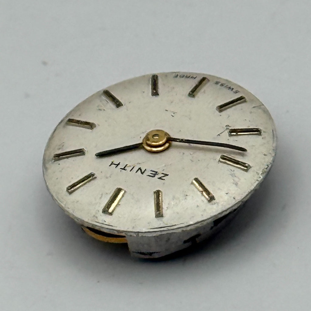 Zenith 1100 Watch Movement Movado Fries Ladies 17 Jewels Manual Wind Parts 11.6m