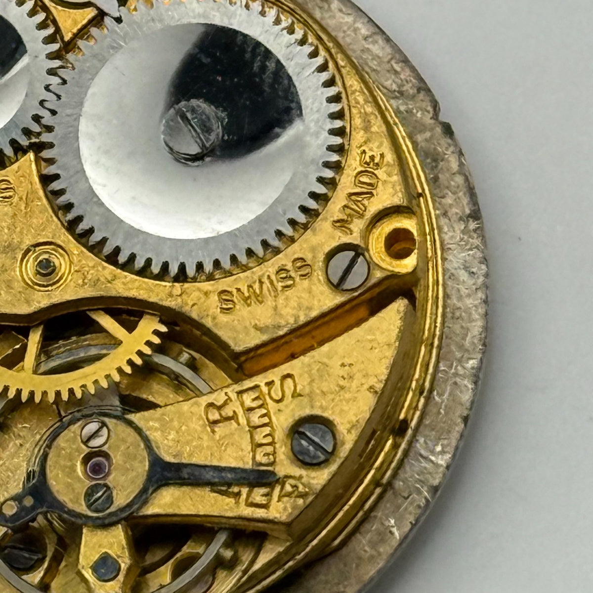 Unidentified Watch Movement Running 9 Jewels Swiss Manual Wind Parts 22.9mm