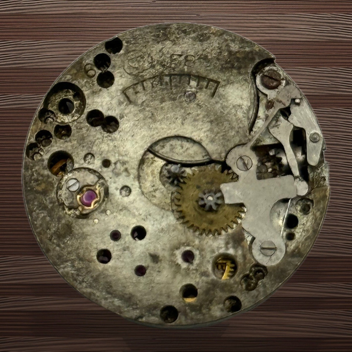 Cal 58 Or 68 Watch Movement - Unidentified - For Parts / Repair - 23.2mm