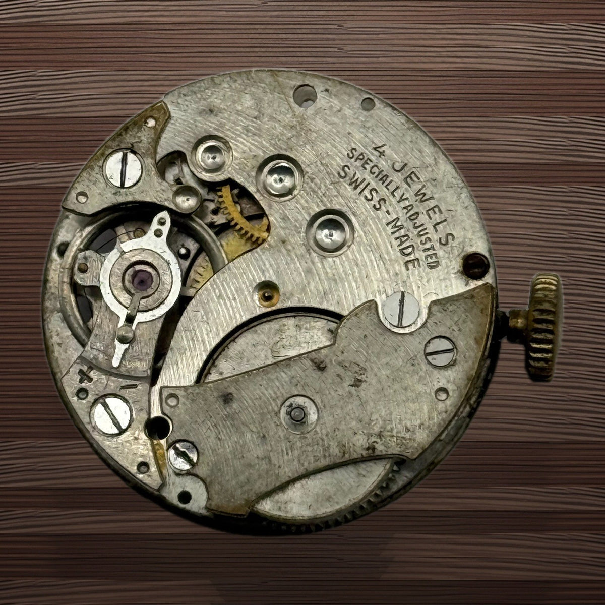 4 Jewels Specially Adjusted Watch Movement - For Parts / Repair - 23.2mm