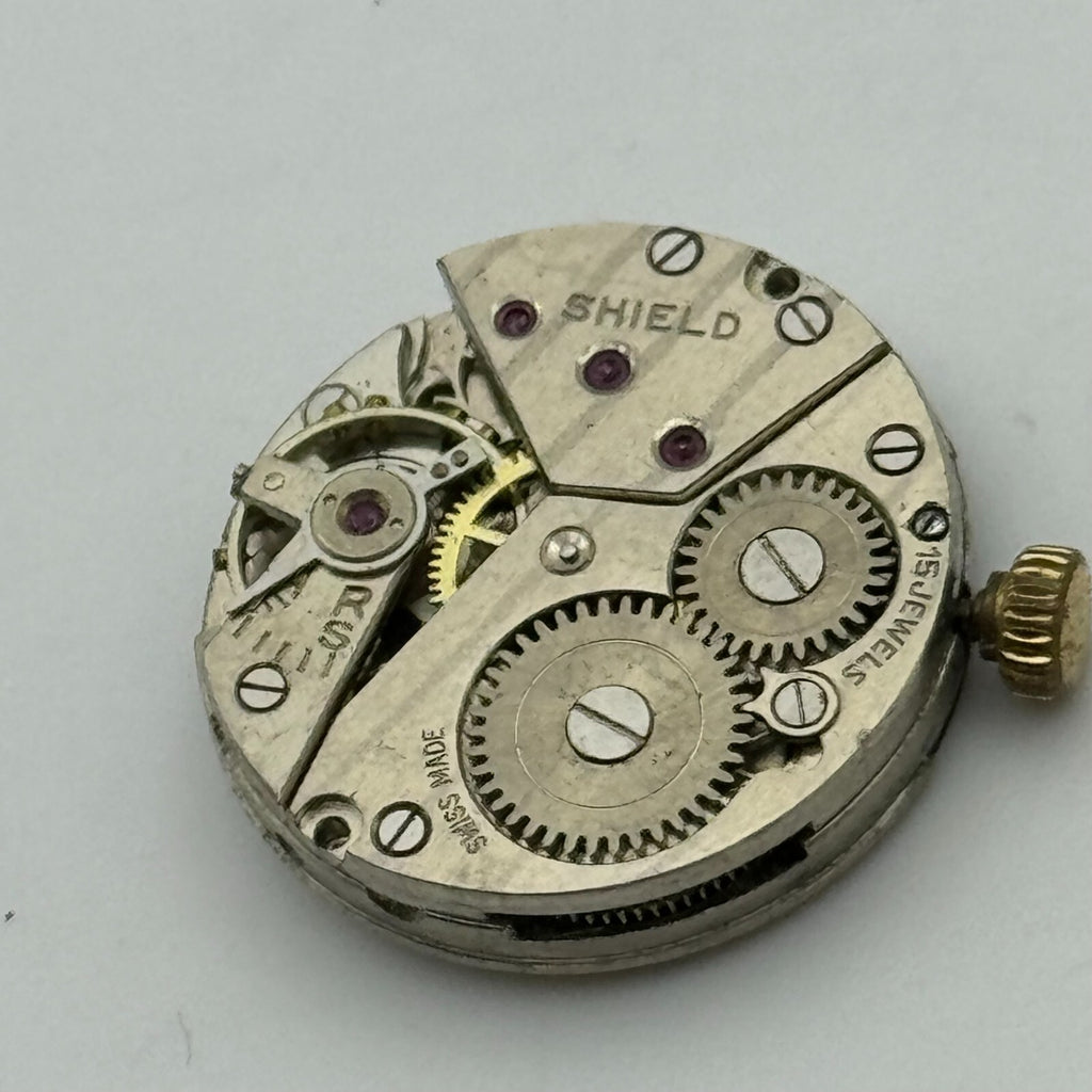 Peseux P 220 Watch Movement - Shield 15 Jewels - For Parts / Repair - 19.7mm