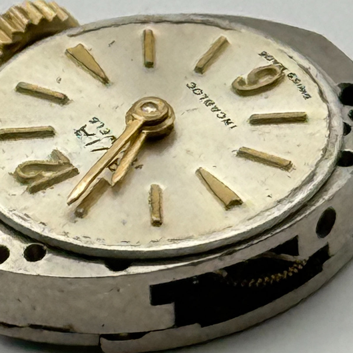 FEF 6662 Watch Movement Running Avia Swiss 17 Jewels Manual Wind Parts 15.3mm