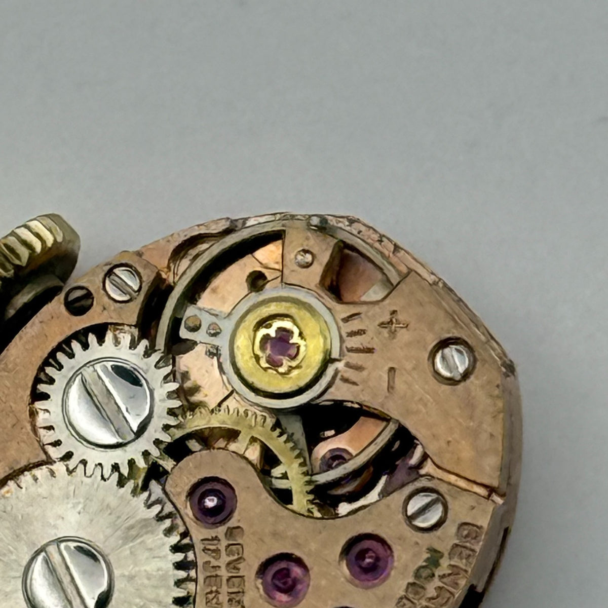 AS 1491 Watch Movement Running A. Schild Benrus DZ 2F 17 Jewels Swiss Parts 13mm