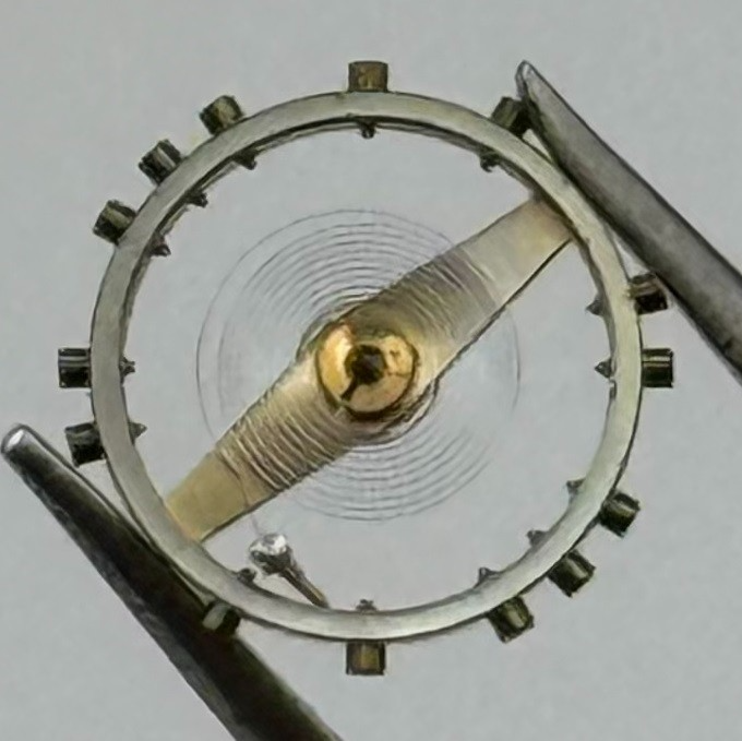 FHF 34 Balance Wheel Complete And Spring 7¾’’’ 1047 M Watch Movement Parts NOS