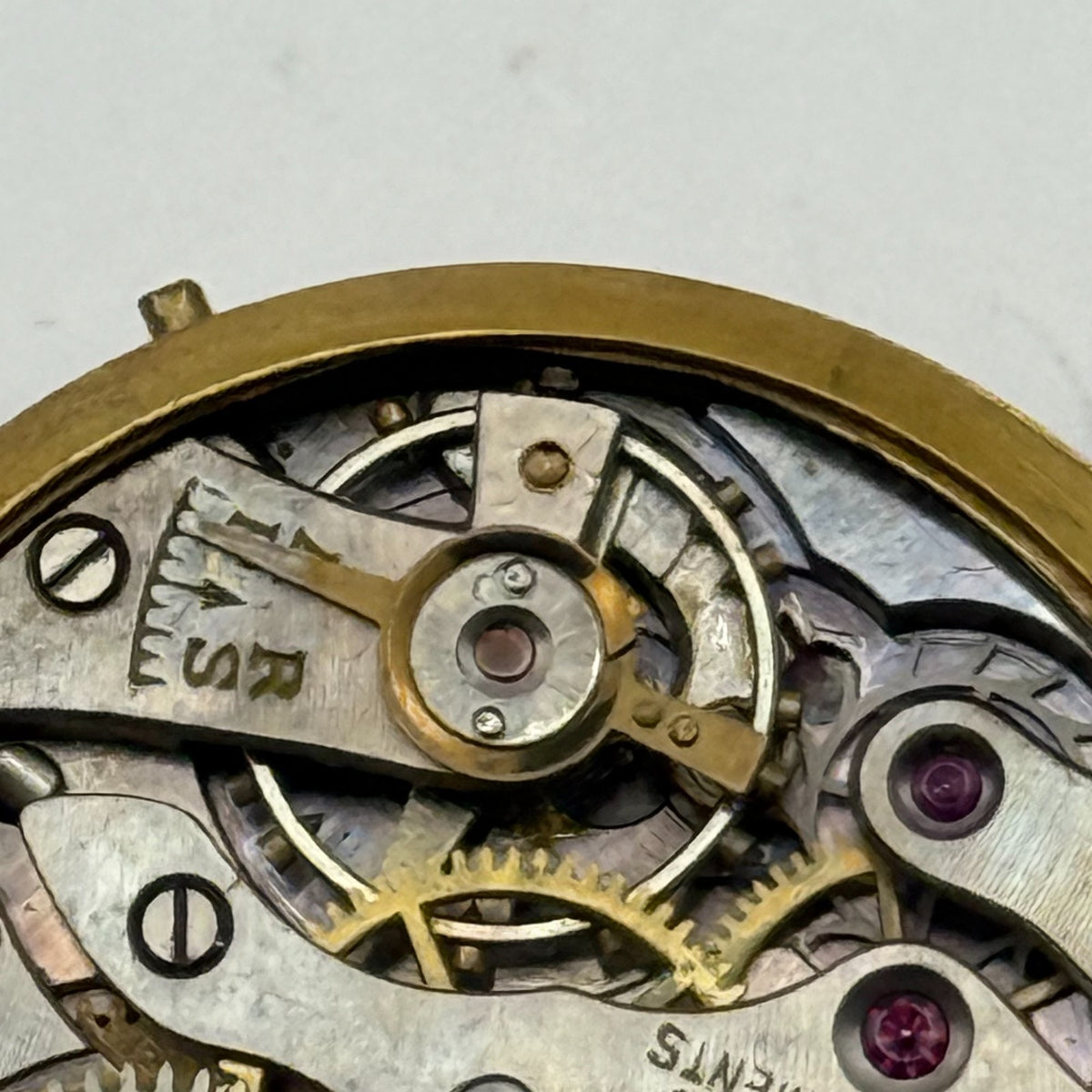 15 Jewels 2 Adjustments Watch Movement Running Unidentified Swiss Parts Repair