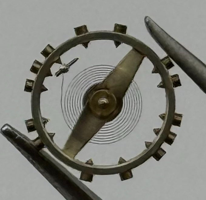 PUW 70 73 Balance Wheel Complete And Spring 5’’’ Renata 517 Watch Movement Parts