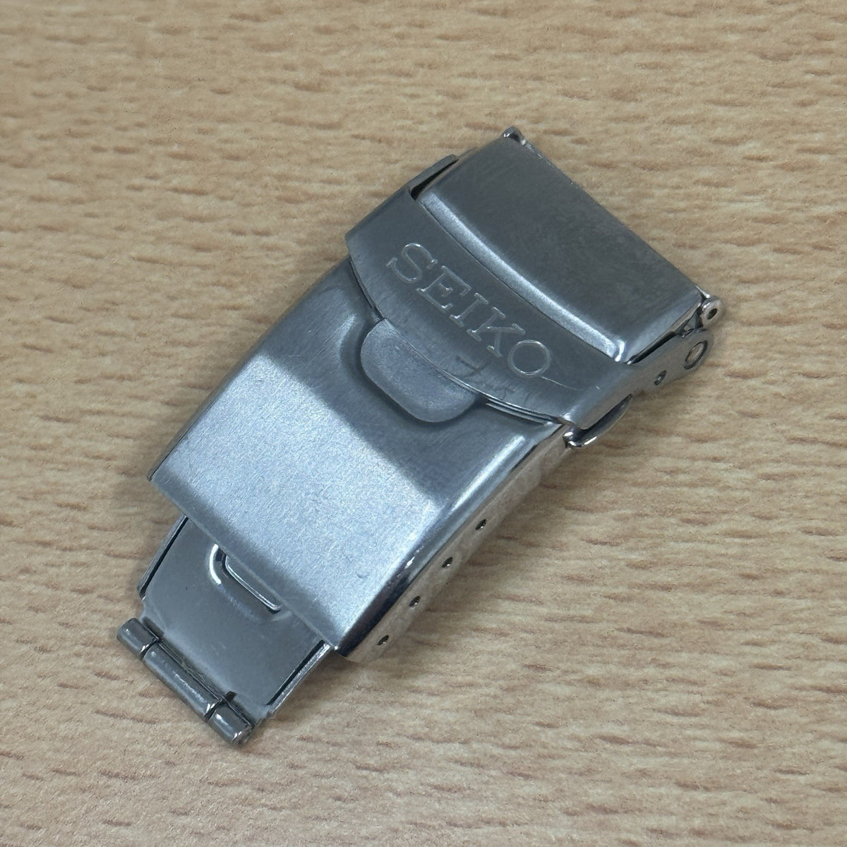 Seiko V172-0AC0 Watch Deployment Clasp - Seiko Solar Chronograph Spare Parts