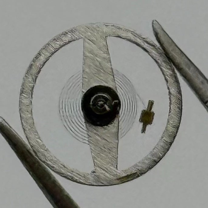 RL 8013 /2 Balance Wheel Complete And Spring 8¾’’’ 5000 Watch Movement Parts NOS