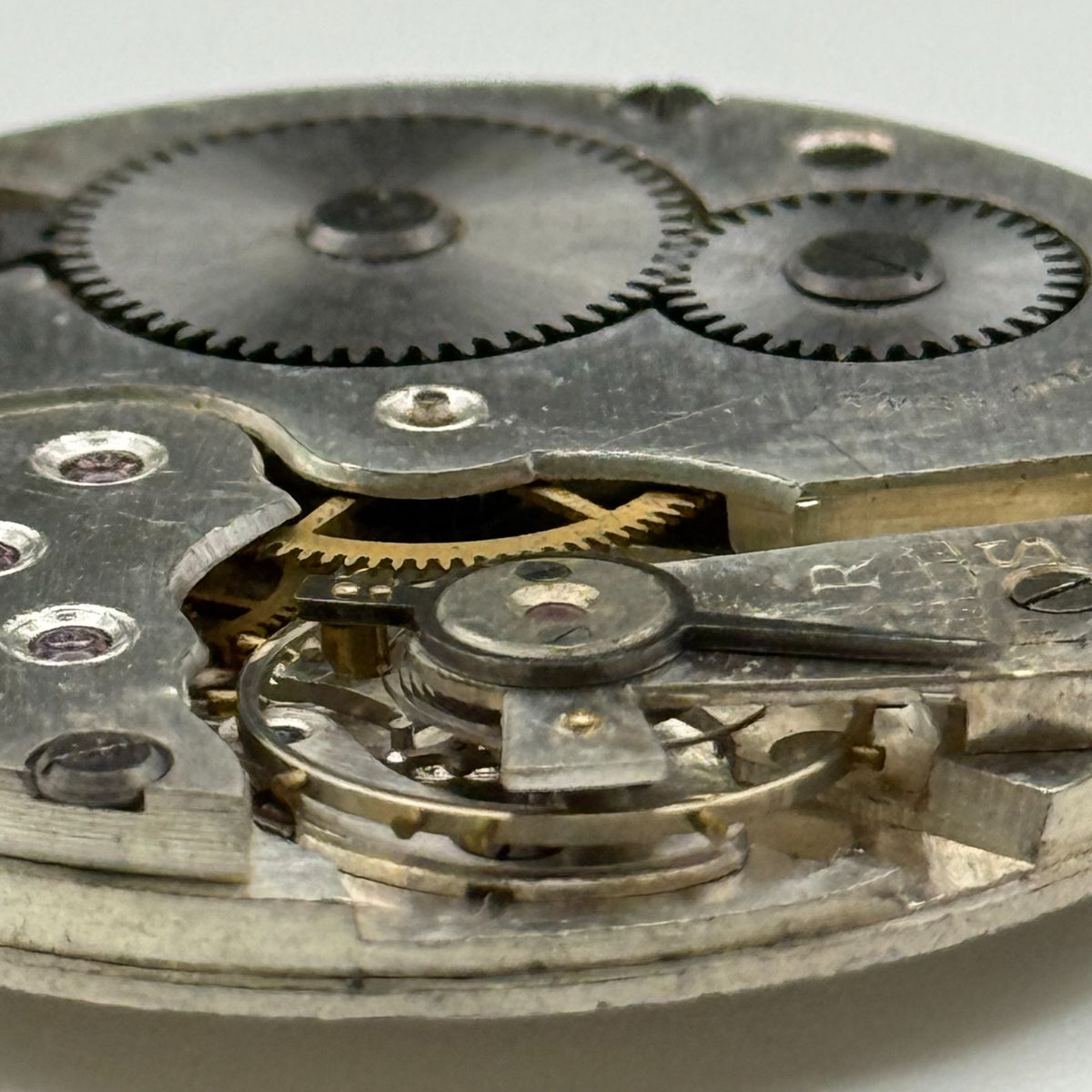 Swiss Lever Pocket Watch Movement - Unidentified - Parts / Repair - 40mm