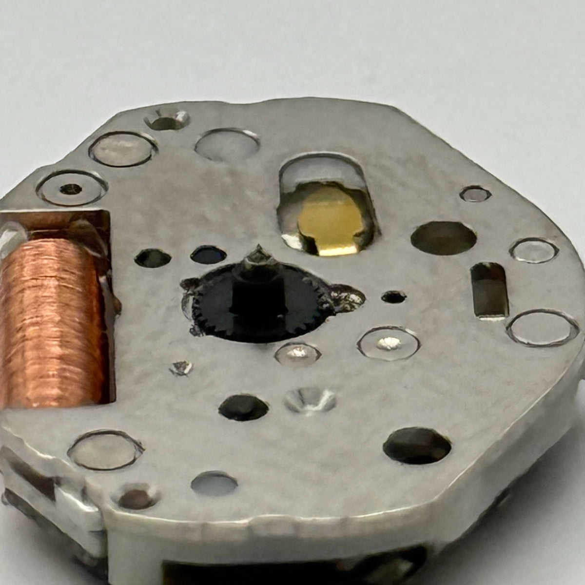 Miyota 2035 Watch Movement Quartz Japan Untested Parts Repair Spares 15.3mm