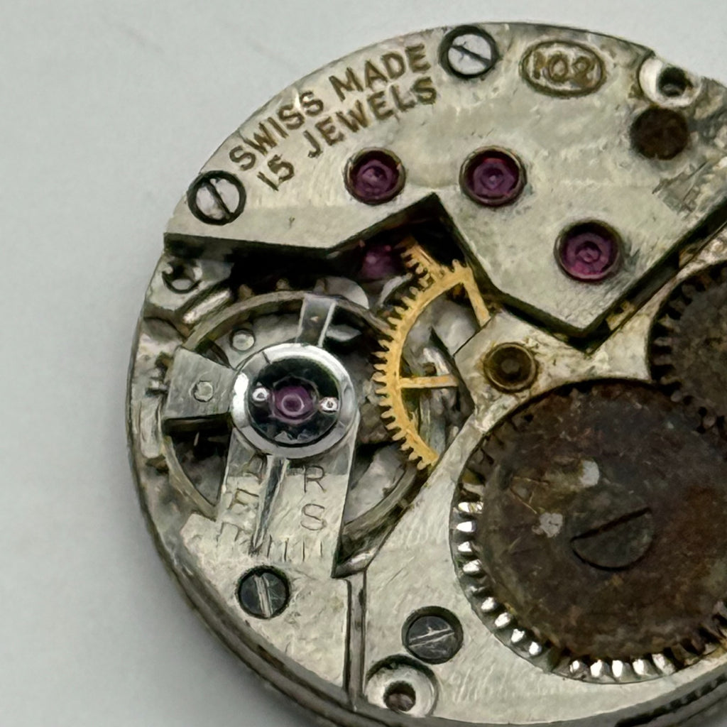 Record Pinnacle Cal 102 Watch Movement - 15 Jewels 19.7m - For Parts / Repair
