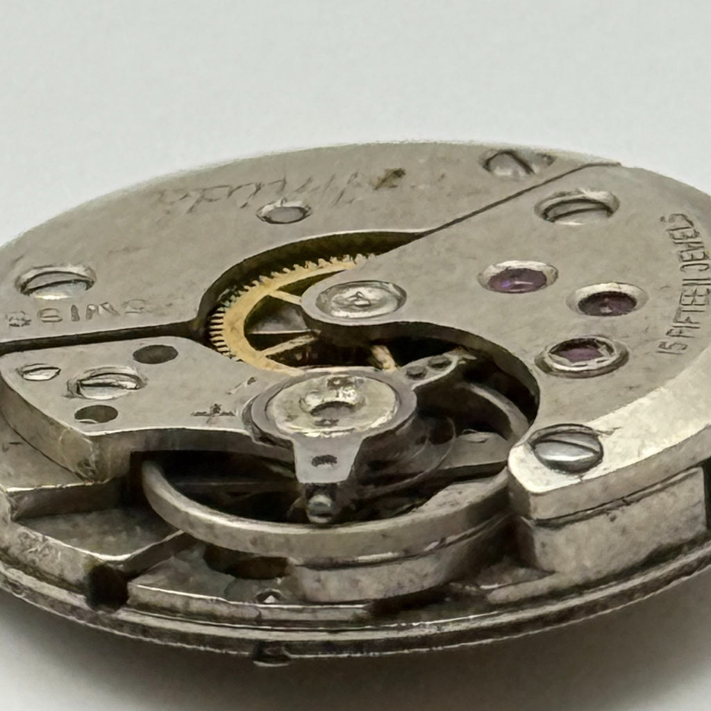 Amida 585 Watch Movement 15 Jewels Swiss Manual Wind Vintage Parts Repair 18.3mm