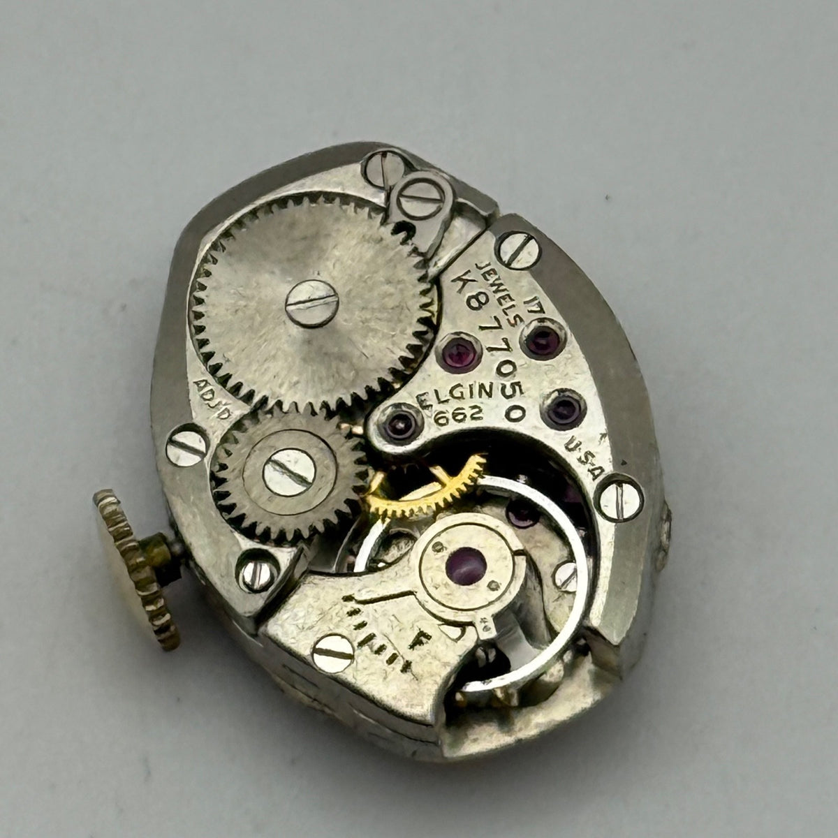 Elgin 662 Watch Movement - 17 Jewels USA American - For Parts / Repair - 14.3mm