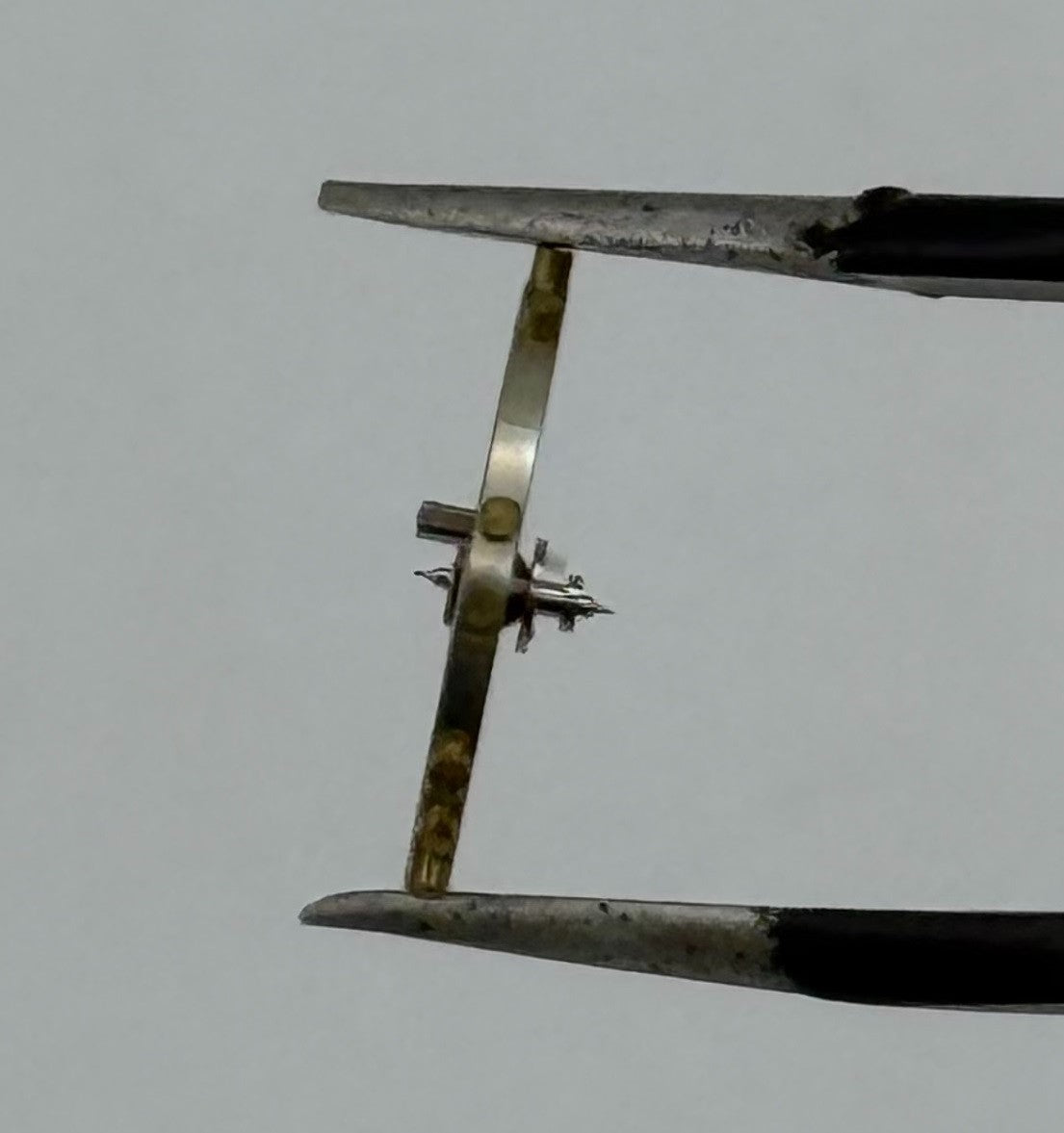 Arogno 90 190 Balance Wheel Complete And Spring Pour Watch Movement Parts NOS