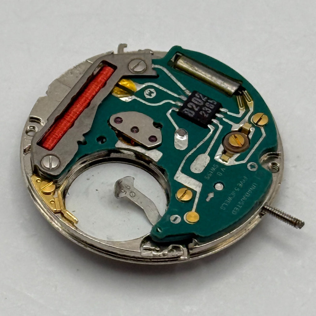 ETA 555.411 Watch Movement Running Quartz Swiss 5 Jewels Parts Repair 23.8mm