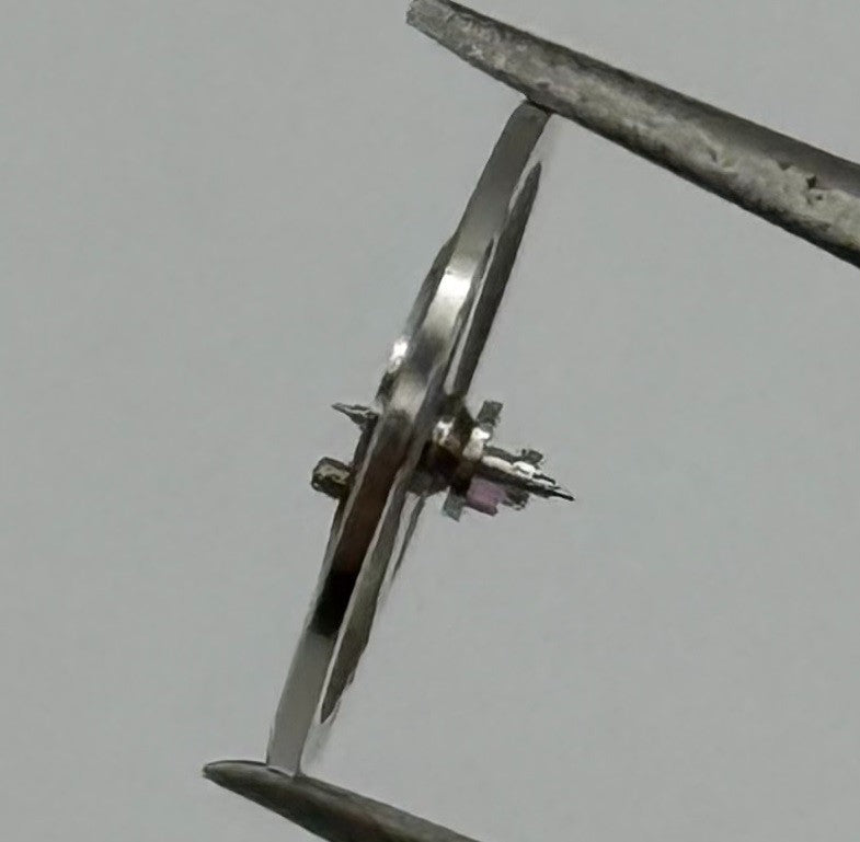 RL Rax 1013 1237 Balance Wheel Complete And Spring 1679 Watch Movement Parts NOS