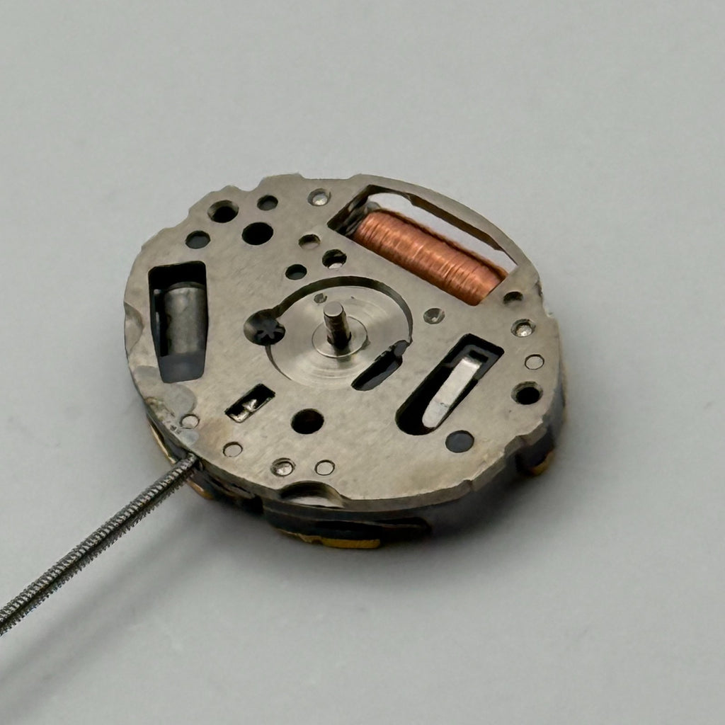 Citizen 5920E Watch Movement Quartz Japan Untested Parts Repair Spares 12.2mm