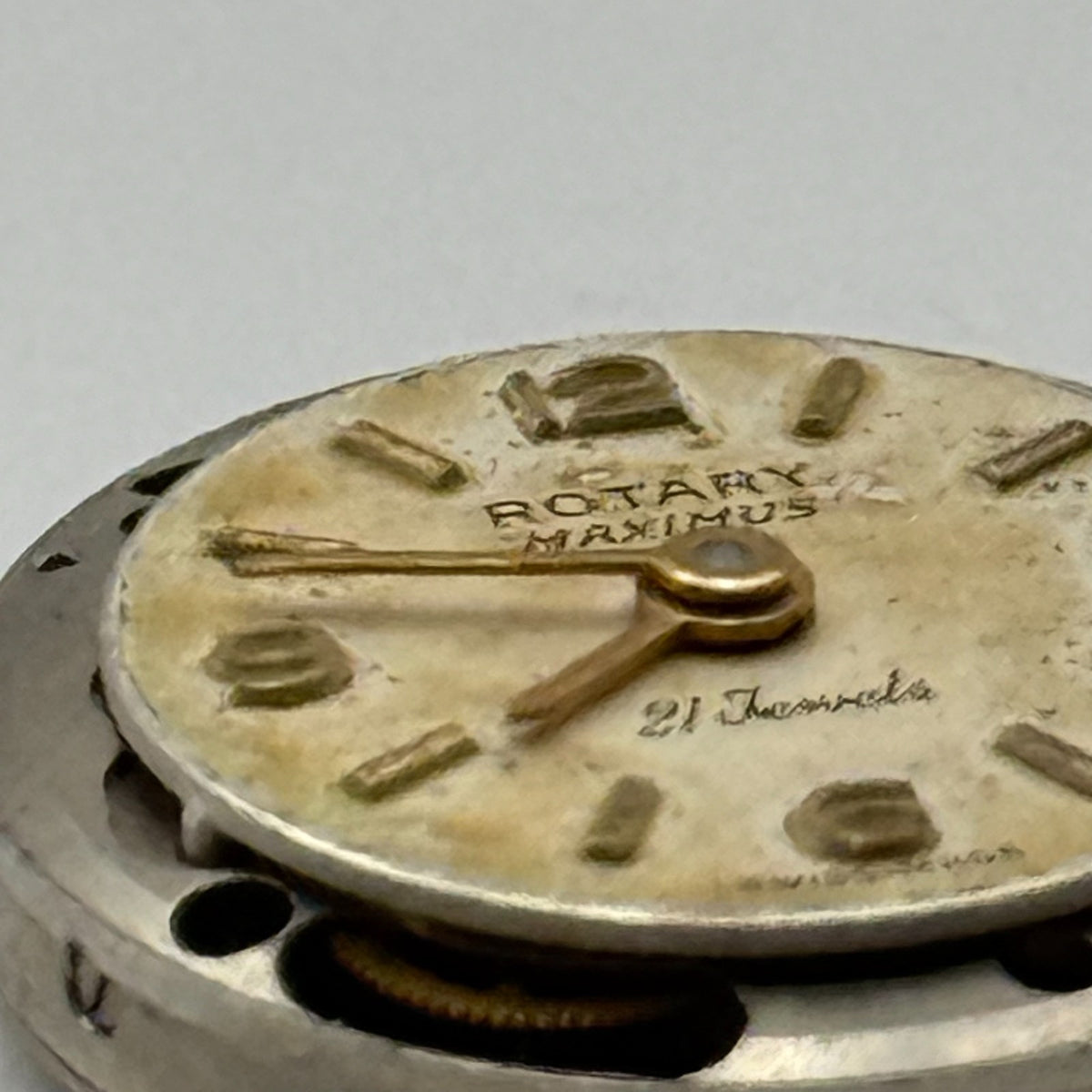 ETA 2410 Watch Movement Running Rotary 21 Jewels Swiss Parts Repair 15.2mm