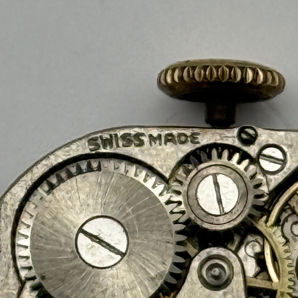 FEF 270 Watch Movement 15 Jewels Swiss Manual Wind Vintage Parts Repair 12.8mm
