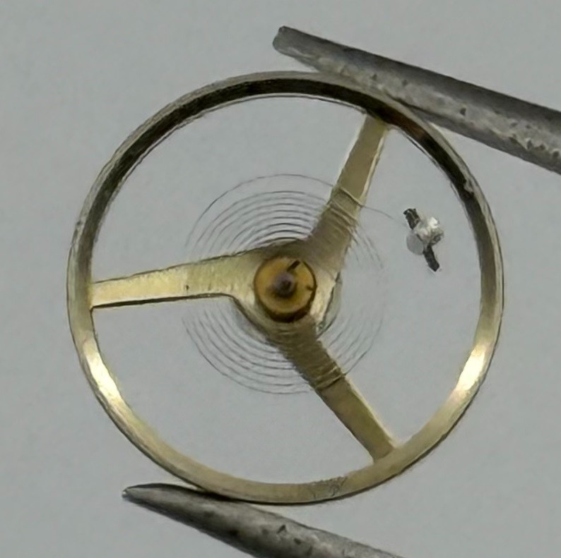 FEF 6660 Balance Wheel Complete And Spring Renata 1711 Watch Movement Parts NOS