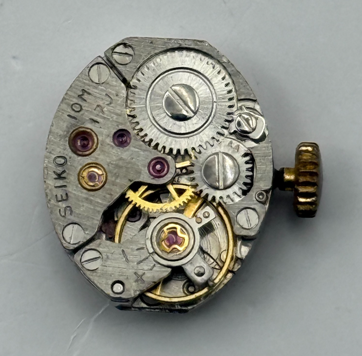 Seiko 10M Watch Movement Diashock 17 Jewels Ladies Vintage Parts Repair 15.7mm