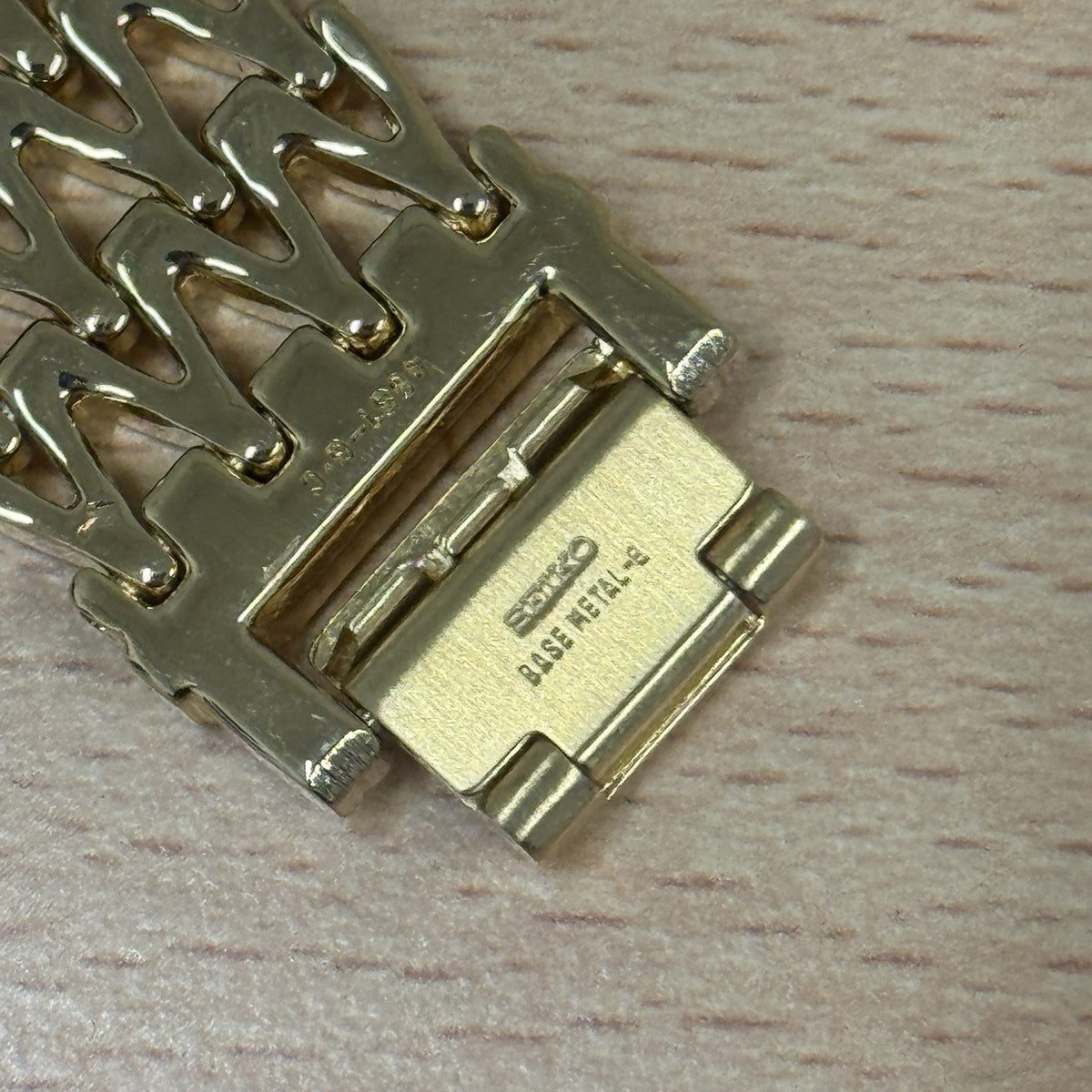 Seiko 4N00 - 7091 Watch Bracelet And Case - Brand New 4861