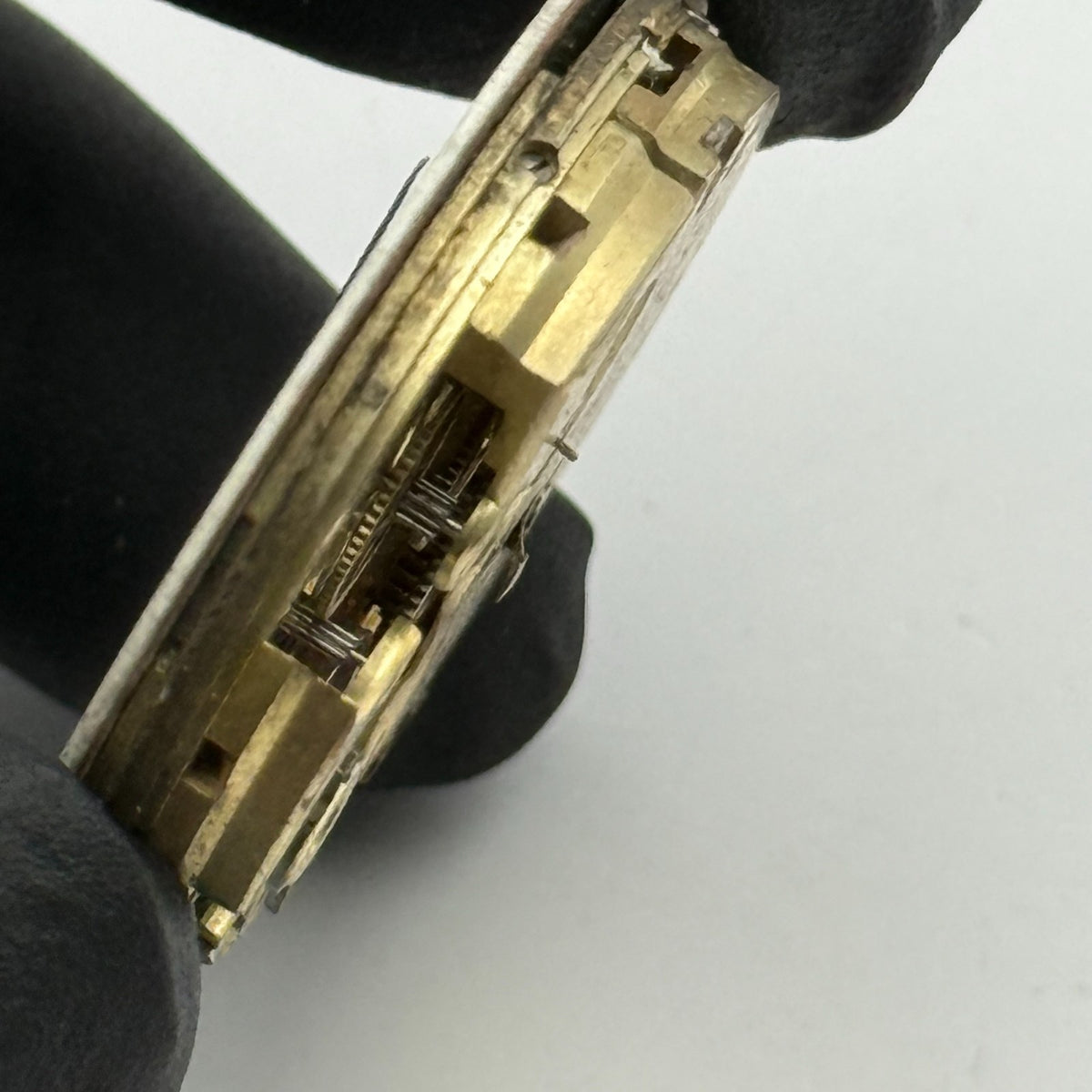 Longines 13.56 Watch Movement - Antique - For Parts / Repair - 30.3mm