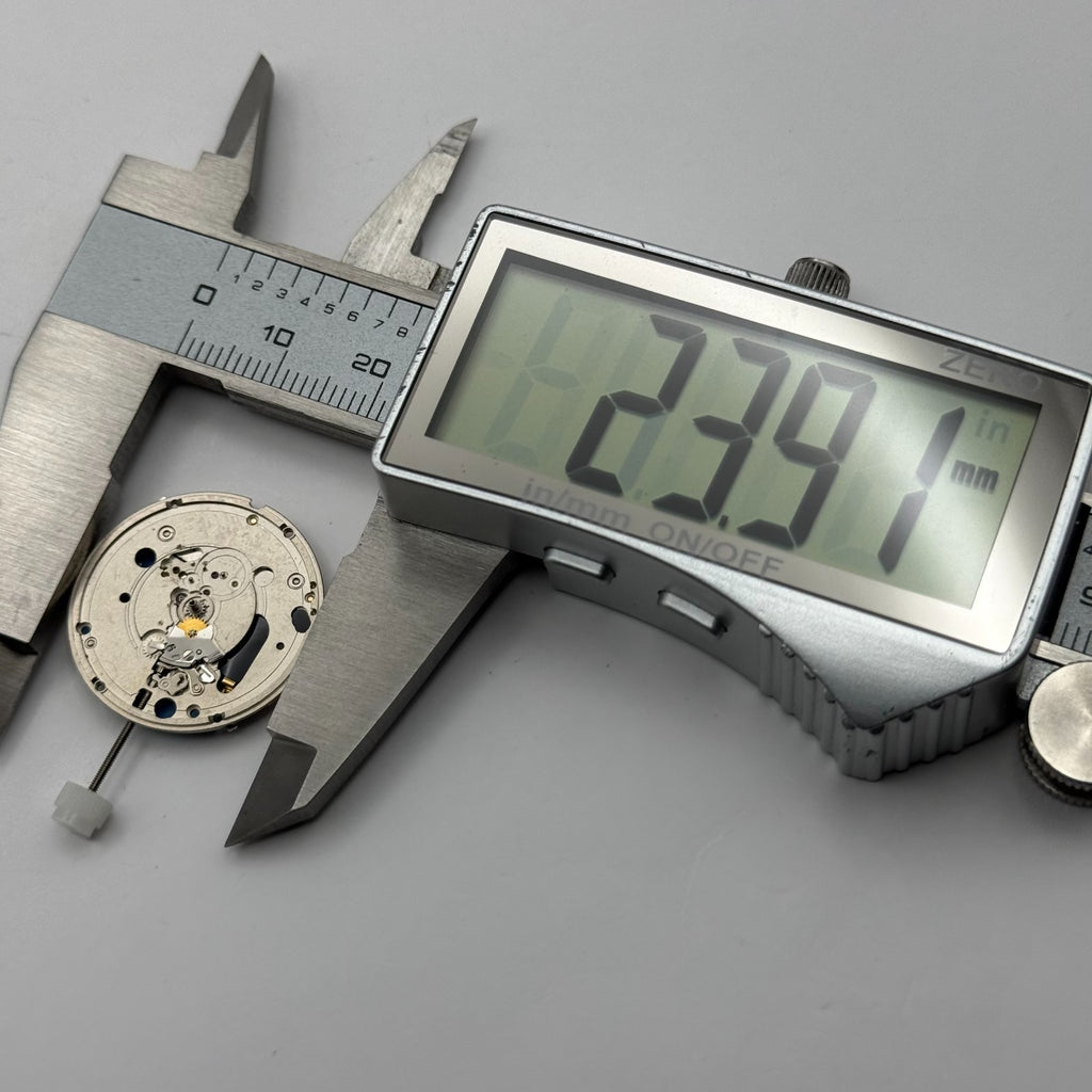 ETA 955.414 Watch Movement Running Quartz Tag Heuer 1.96 Parts Repair 23.9mm