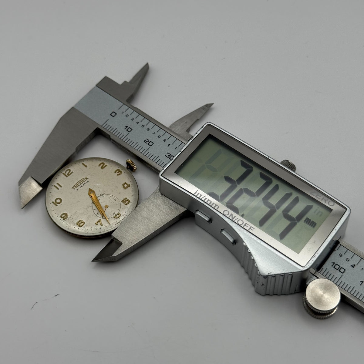 AS 1560 Watch Movement Running A. Schild 1560 Trebex 21 Jewels Parts 32.4mm